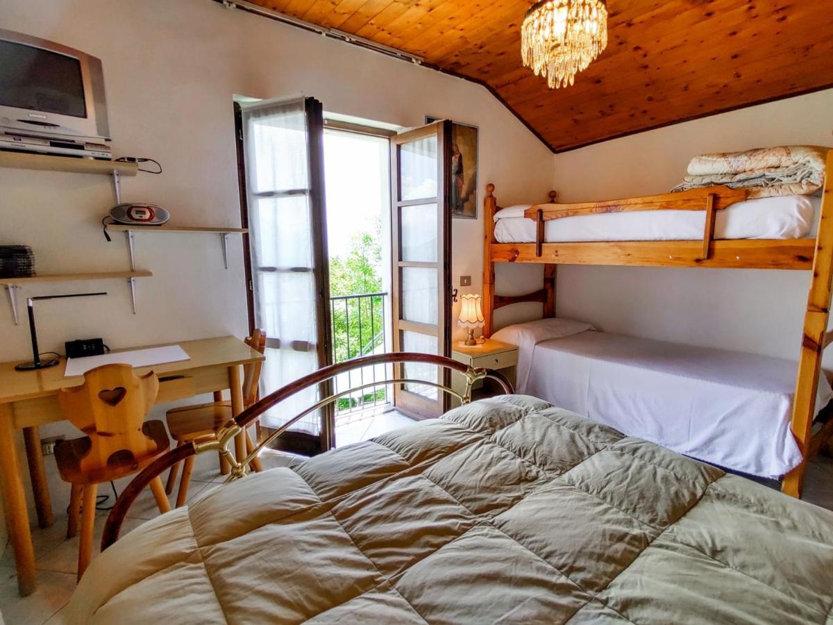 Apartment Baita Dei Nonni-4 By Interhome Livo  エクステリア 写真